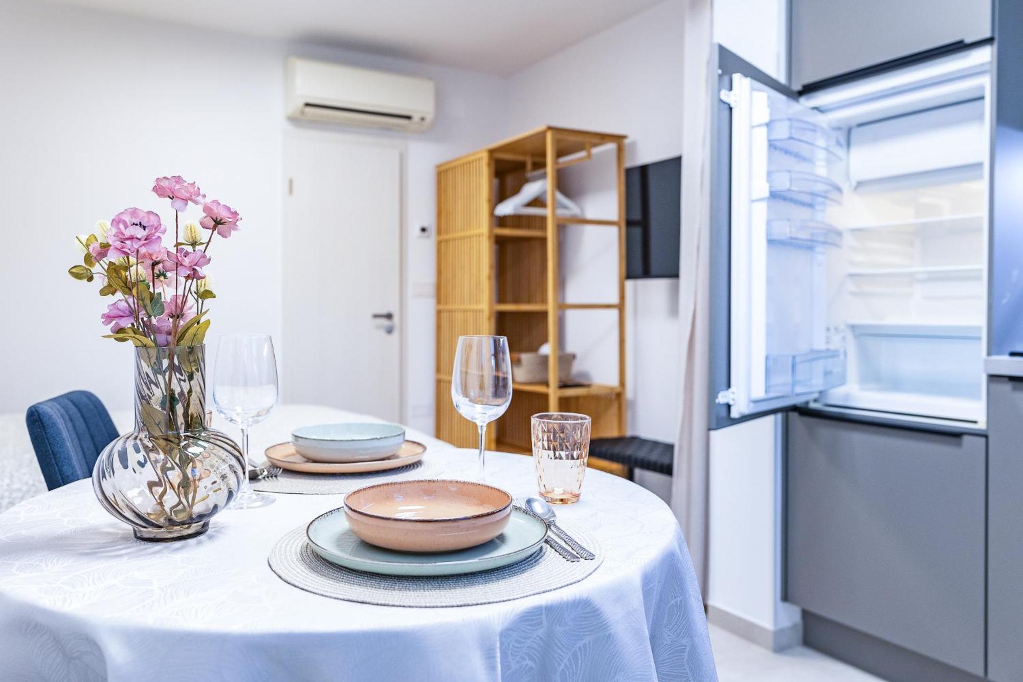 Isolana Apartment Izola Exterior photo
